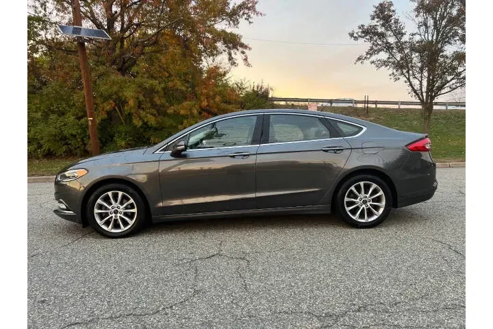 $8700 : 2017 Fusion image 4