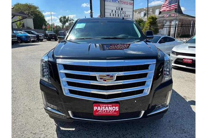 2019 Escalade Luxury image 2