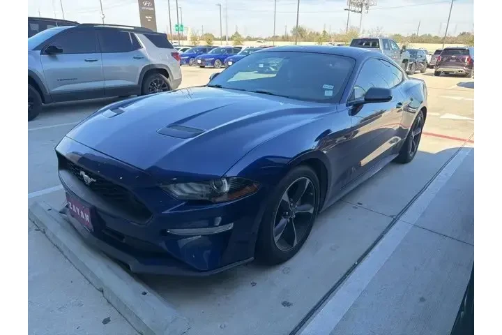 $20588 : Ford Mustang 2020 EcoBoost 2 image 1