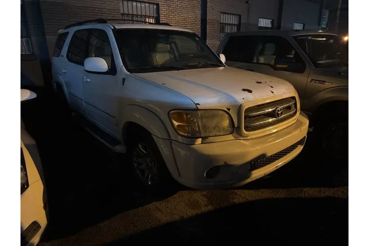 $3900 : 2003 Sequoia Limited image 2