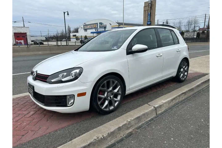 $9995 : 2013 GTI Base PZEV image 8