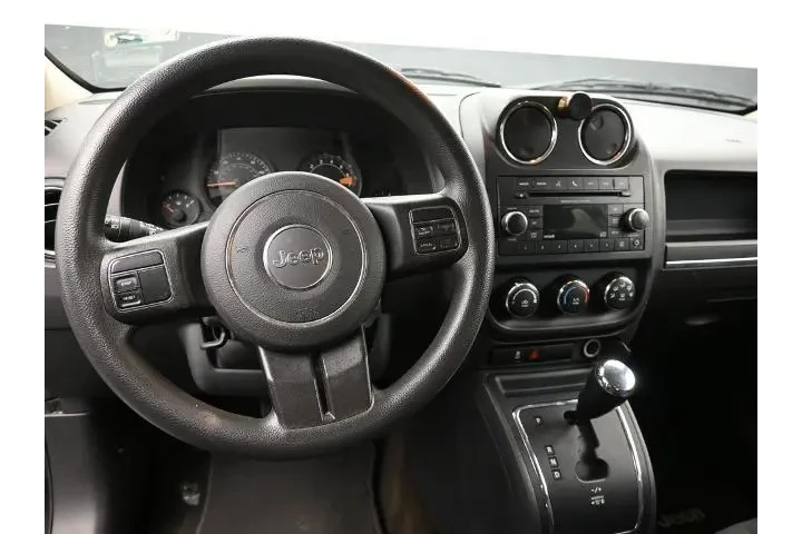 $9018 : Jeep Patriot 2015 Sport 4dr image 4