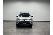 $18962 : Toyota RAV4 2018 AWD XLE 4dr thumbnail
