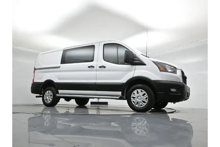 $32000 : Ford Transit 2024 250 3dr LW image 4