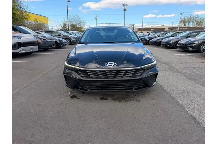 $18500 : Hyundai ELANTRA 2024 SEL 4dr image 8