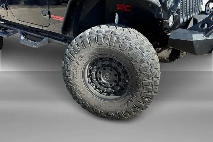 $25995 : Jeep Wrangler Unlimited 2016 image 2