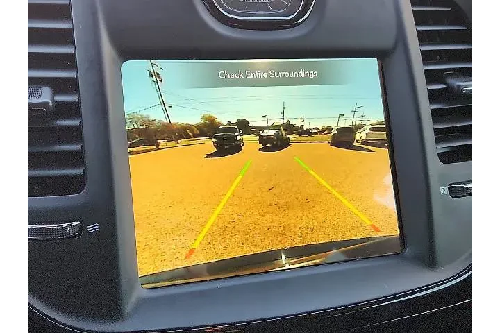 $30990 : Chrysler 300 2023 S V6 4dr S image 7