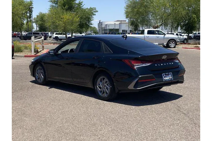 $19990 : Hyundai ELANTRA 2024 SEL 4dr image 5