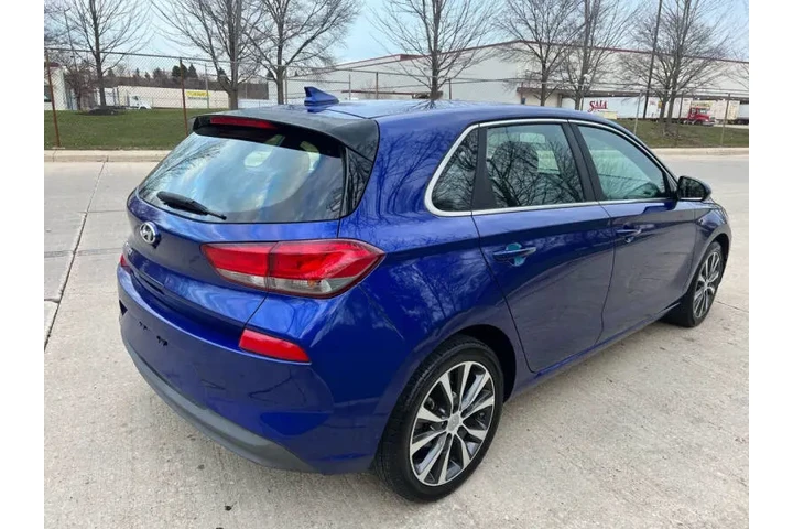 $11997 : 2019 Elantra GT image 7