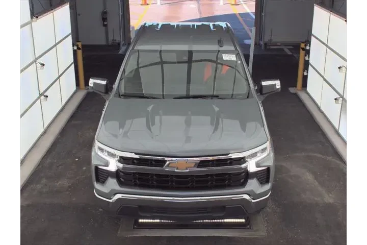 $33955 : Chevrolet Silverado 1500 202 image 2