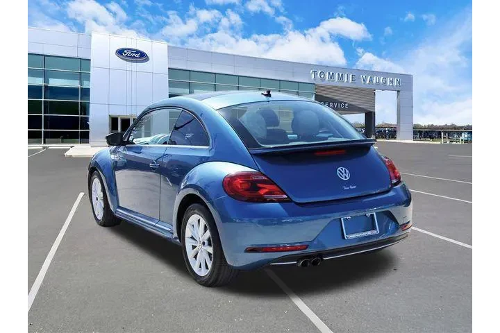 $26999 : Volkswagen Beetle 2019 2.0T image 2