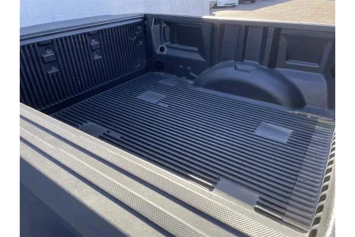 $33642 : Ford F-150 2023 4x2 XLT 4dr image 5