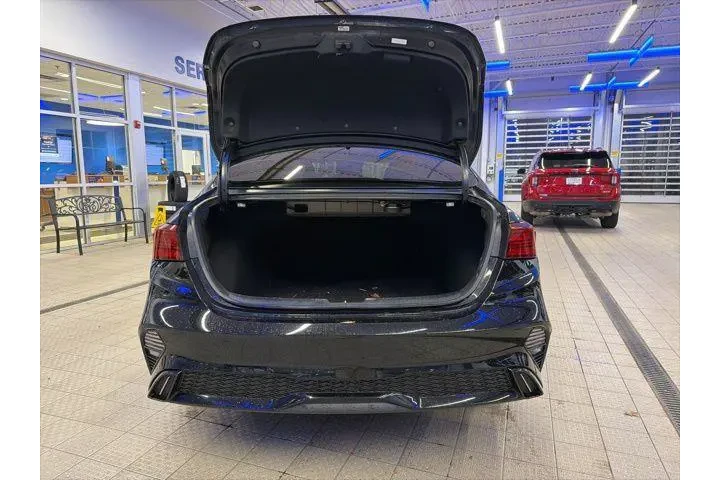 $22995 : Kia Forte 2024 GT-Line 4dr S image 9