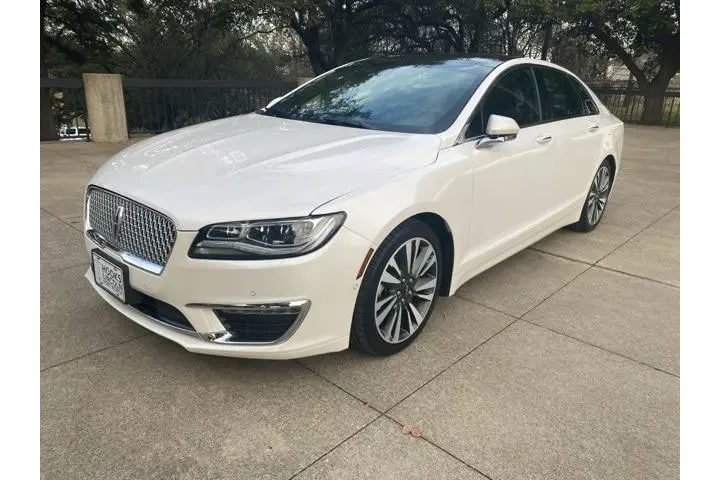 $17980 : Lincoln MKZ 2019 Reserve II image 1