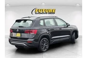 $18650 : Volkswagen Taos 2024 S 4dr S thumbnail