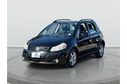 $6998 : Suzuki SX4 Crossover 2011 AW thumbnail