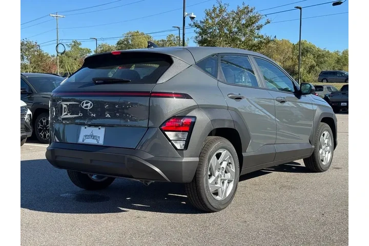 $25850 : Hyundai KONA 2026 SE 4dr SUV image 10