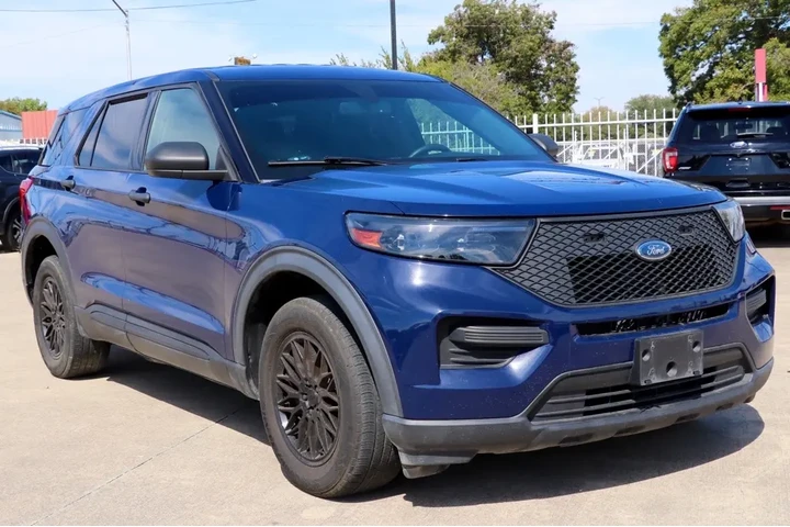 2020 Police Interceptor Utili image 1