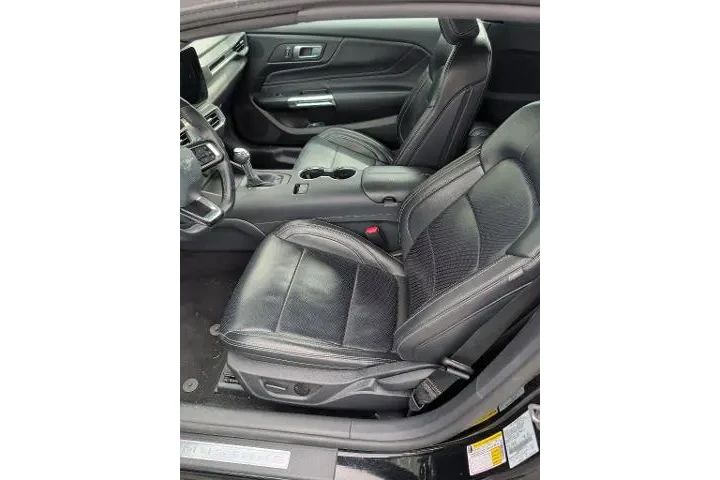 $32786 : Ford Mustang 2025 EcoBoost 2 image 6
