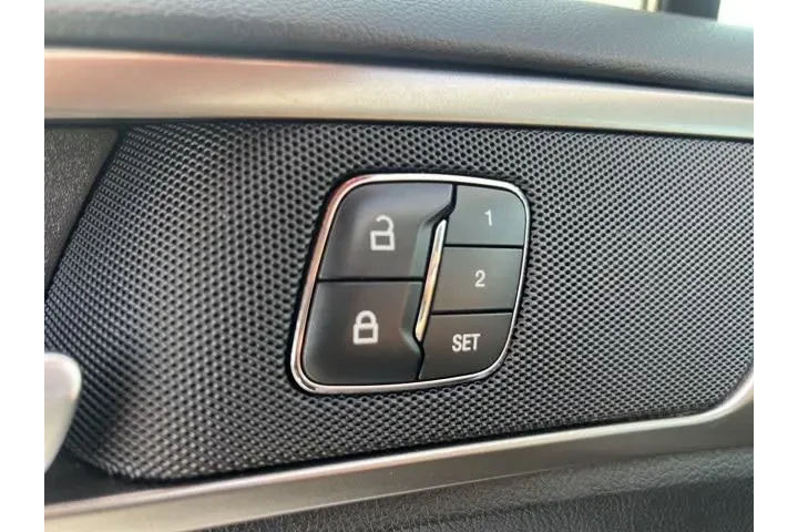 $10415 : Ford Fusion 2018 SE 4dr Seda image 8