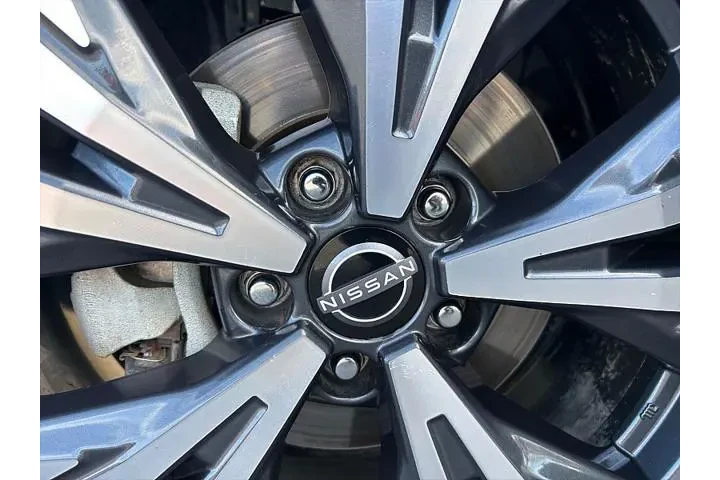 $22995 : Nissan Rogue 2023 SV 4dr Cro image 8