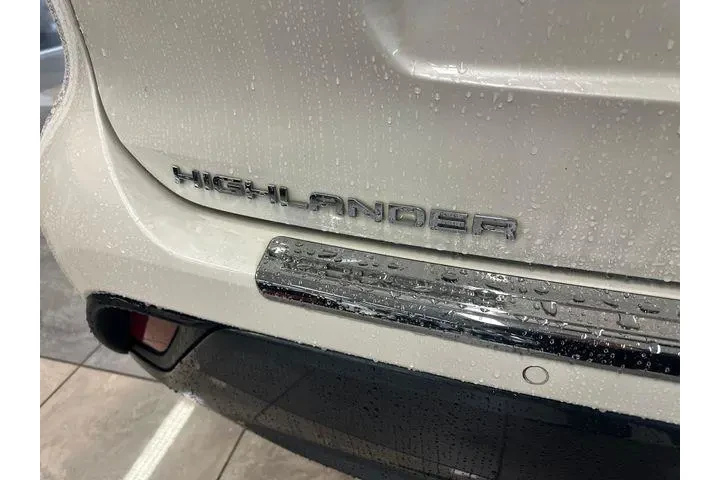 $32000 : Toyota Highlander 2021 AWD L image 8