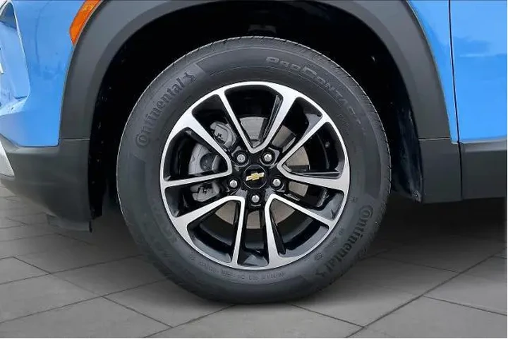 $23938 : Chevrolet Trailblazer 2024 L image 10