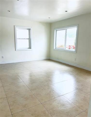 $2350 : Nice 3 bedroom house in Miami image 9