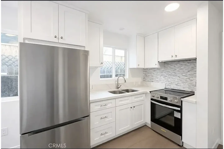 $1200 : Noble Ave, Van Nuys, CA image 4