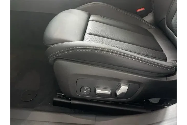 $34795 : BMW 3 Series 2023 AWD 330i x image 10