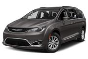 $16913 : 2019 Pacifica Touring L thumbnail