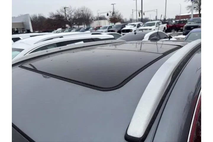 $16750 : Buick Encore GX 2020 AWD Ess image 3