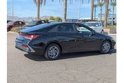 $19990 : Hyundai ELANTRA 2024 SEL 4dr thumbnail