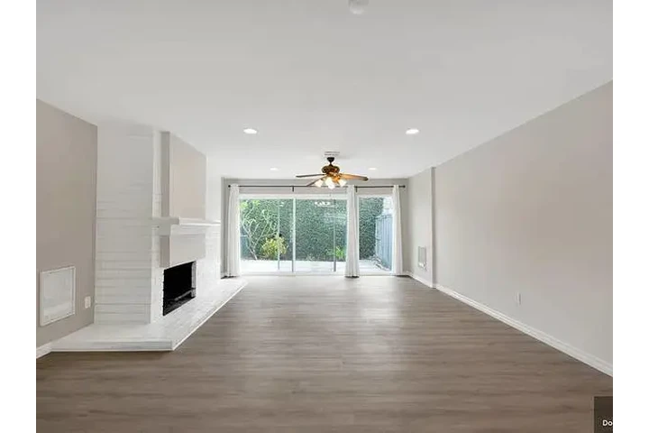 $1765 : 2br condominium for rent image 5