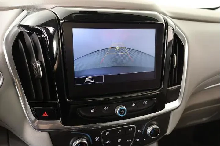 $24915 : Chevrolet Traverse 2021 LT L image 6