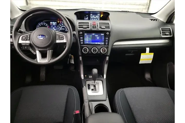 $18998 : Subaru Forester 2017 AWD 2.5 image 9