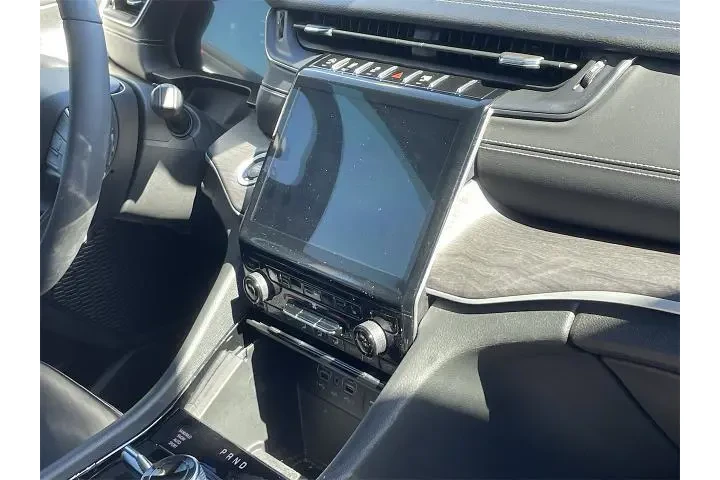 $33999 : Jeep Grand Cherokee 2023 4x4 image 5