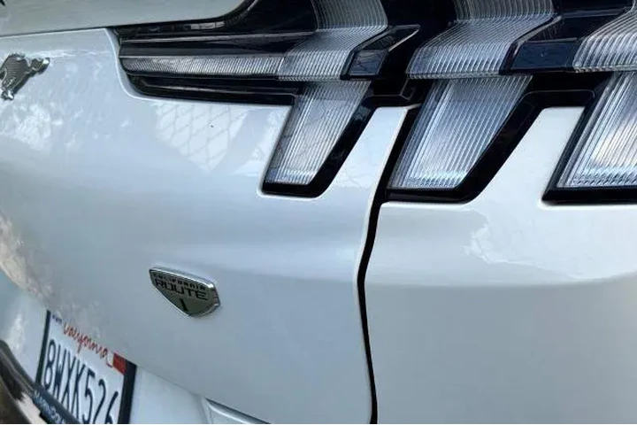 $24038 : Ford Mustang Mach-E 2021 Cal image 8