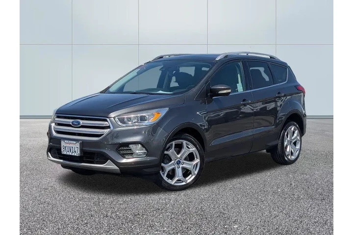 $9995 : Ford Escape 2019 Titanium 4d image 1