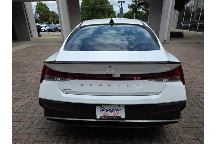 $23995 : Hyundai ELANTRA 2025 SEL Spo image 7