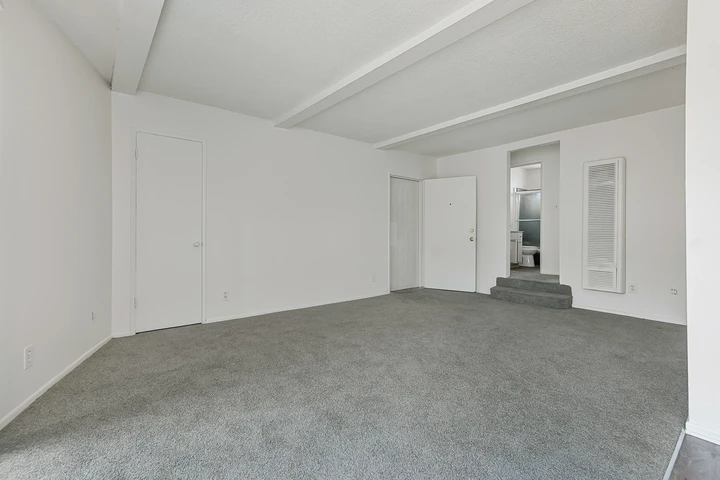 $1950 : Inglewood 1 Bd 1 Bath $1,950 image 10