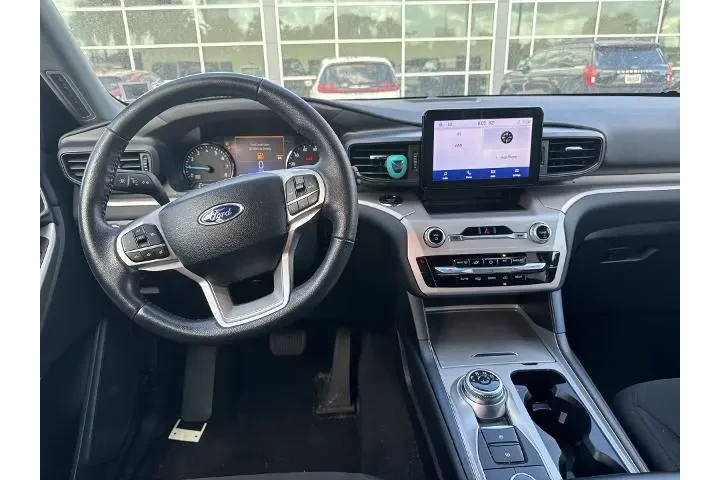 $33710 : Ford Explorer 2023 AWD XLT 4 image 9