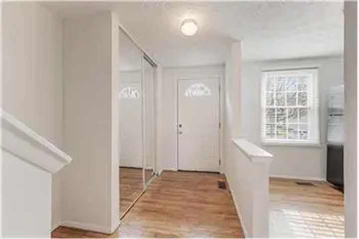 $2900 : Rental property with 2 bedro image 2