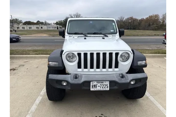 $18995 : Jeep Wrangler Unlimited 2018 image 6