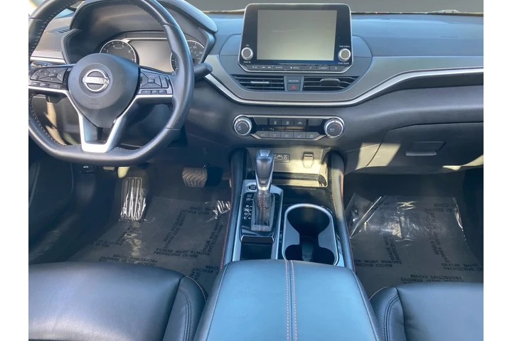 $29070 : Nissan Altima 2023 2.5 SR 4d image 3