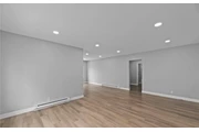 $1950 : 2 BEDROOM APT IN CARSON thumbnail