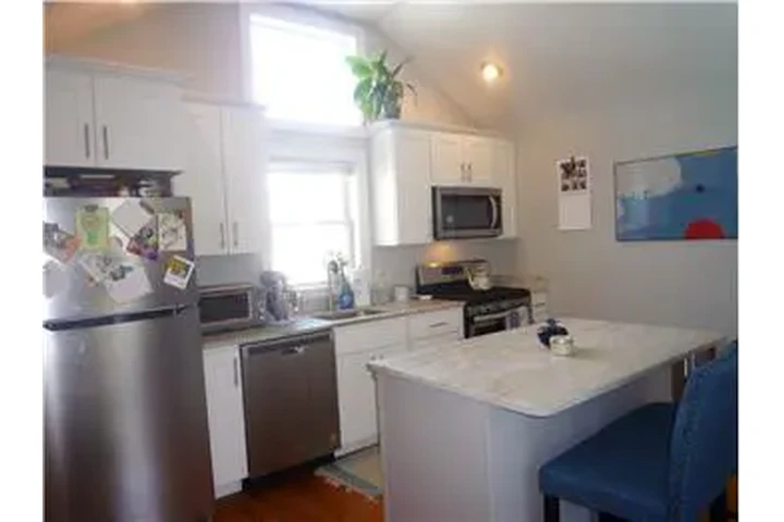 $3500 : Rental property with 2 bedro image 5