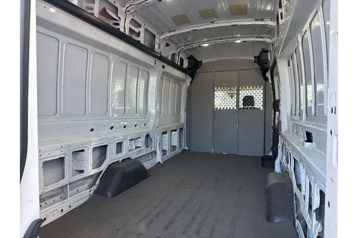 $18999 : Ford Transit 2022 250 3dr LW image 5