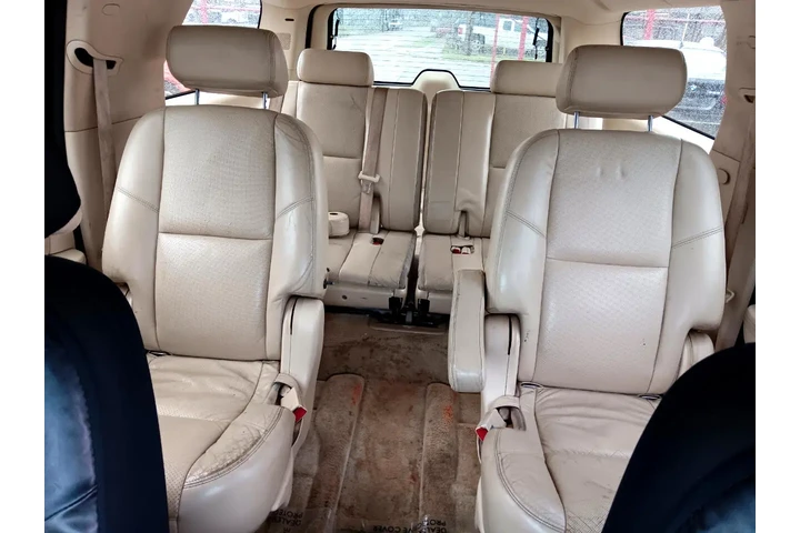 $6500 : 2008 Escalade BASE image 9
