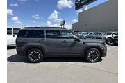$28600 : Hyundai SANTA FE 2025 AWD SE thumbnail